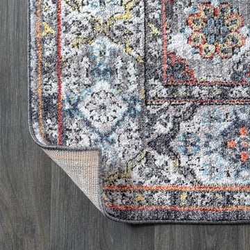 Kesan Vintage Medallion Area Rug